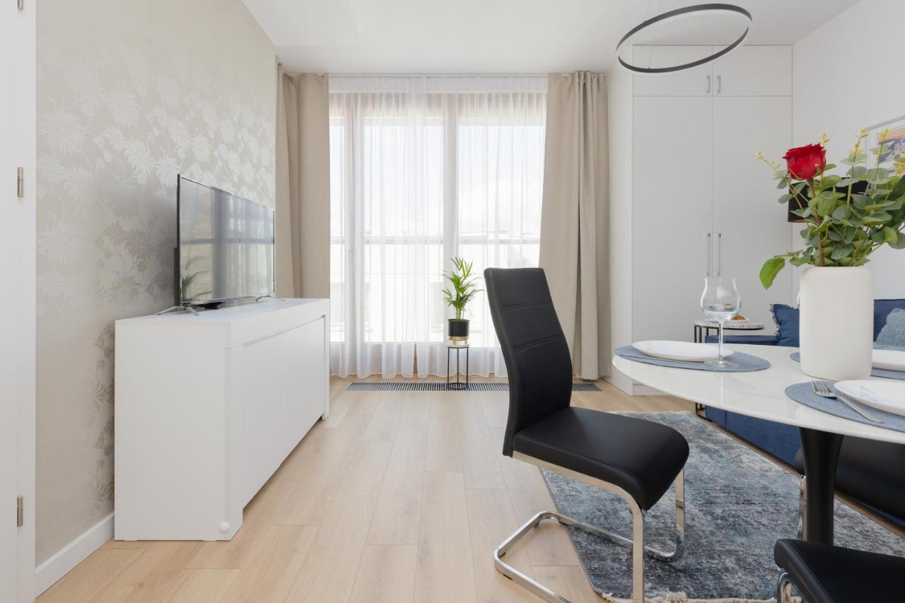 Warszawa Srodmiescie Bonifraterska Apartments By Noclegi Renters Экстерьер фото